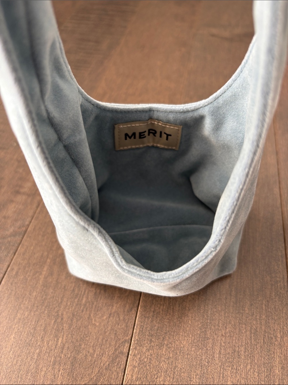 MERIT BEAUTY Blue Velvet Mini Makeup Bag Cosmetics Travel Tie Closure Minimalist - Picture 2 of 6